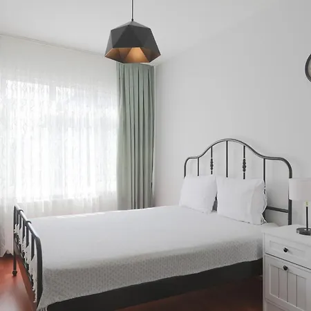 Merkezi Konumda Klimali Aile Dostu *