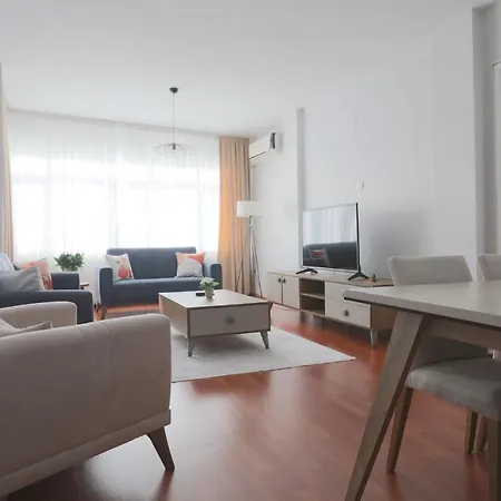Merkezi Konumda Klimali Aile Dostu Apartment Istanbul